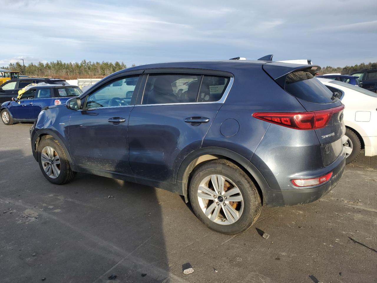 Изображение 2 2017 KIA SPORTAGE LX 2017 с VIN KNDPMCAC2H7112377