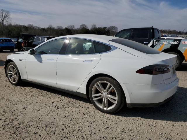 Изображение 2 2015 TESLA MODEL S 90 2015 с VIN 5YJSA1V13FF098660