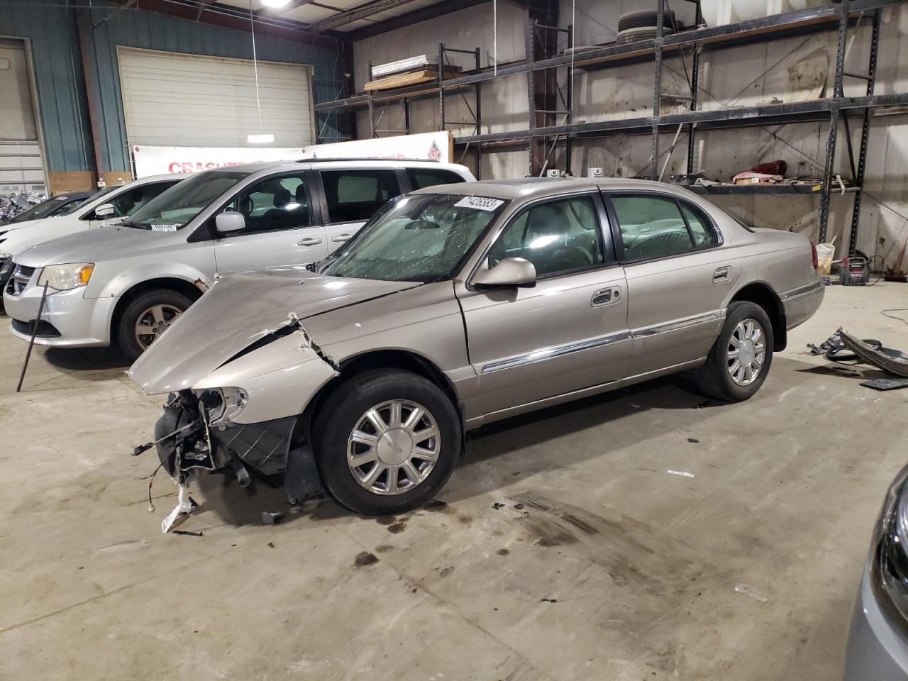 Image 1 of 2002 LINCOLN CONTINENTAL  2002 with VIN 1LNHM97V12Y699880