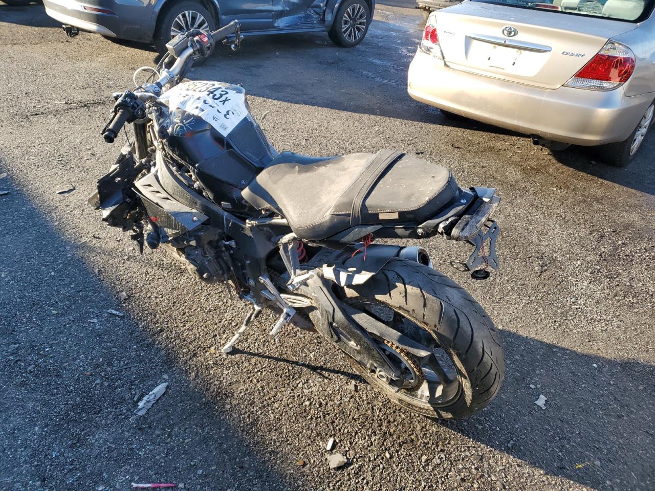 Image 3 of 2017 YAMAHA FZ10 C 2017 with VIN JYARN48Y2HA000402