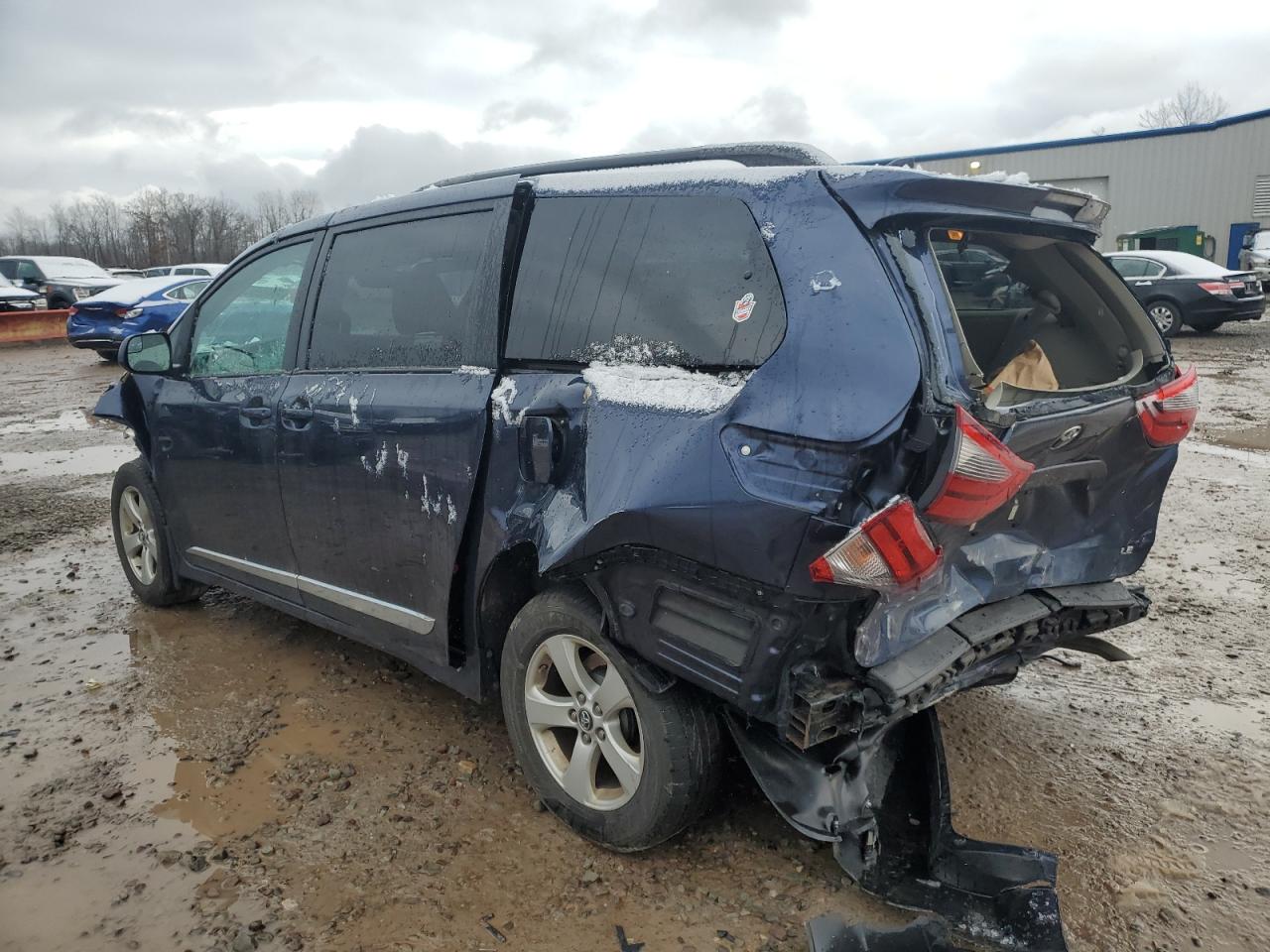 Изображение 2 2020 TOYOTA SIENNA LE 2020 с VIN 5TDKZ3DCXLS034601