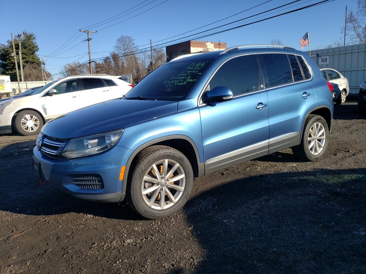 Image 1 of 2017 VOLKSWAGEN TIGUAN WOLFSBURG 2017 with VIN WVGSV7AX6HW505754