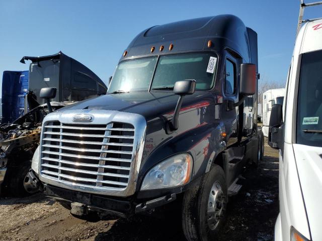 Изображение 2 2018 FREIGHTLINER CASCADIA 125  2018 с VIN 3AKJGLDR8JSHF1482
