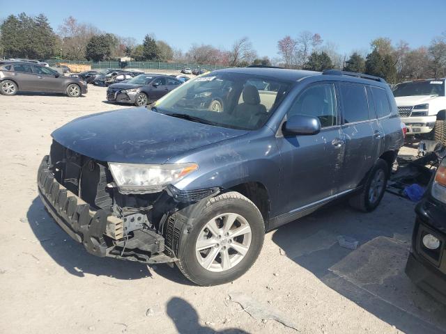 Image 1 of 2013 TOYOTA HIGHLANDER BASE 2013 with VIN 5TDBK3EH2DS226420