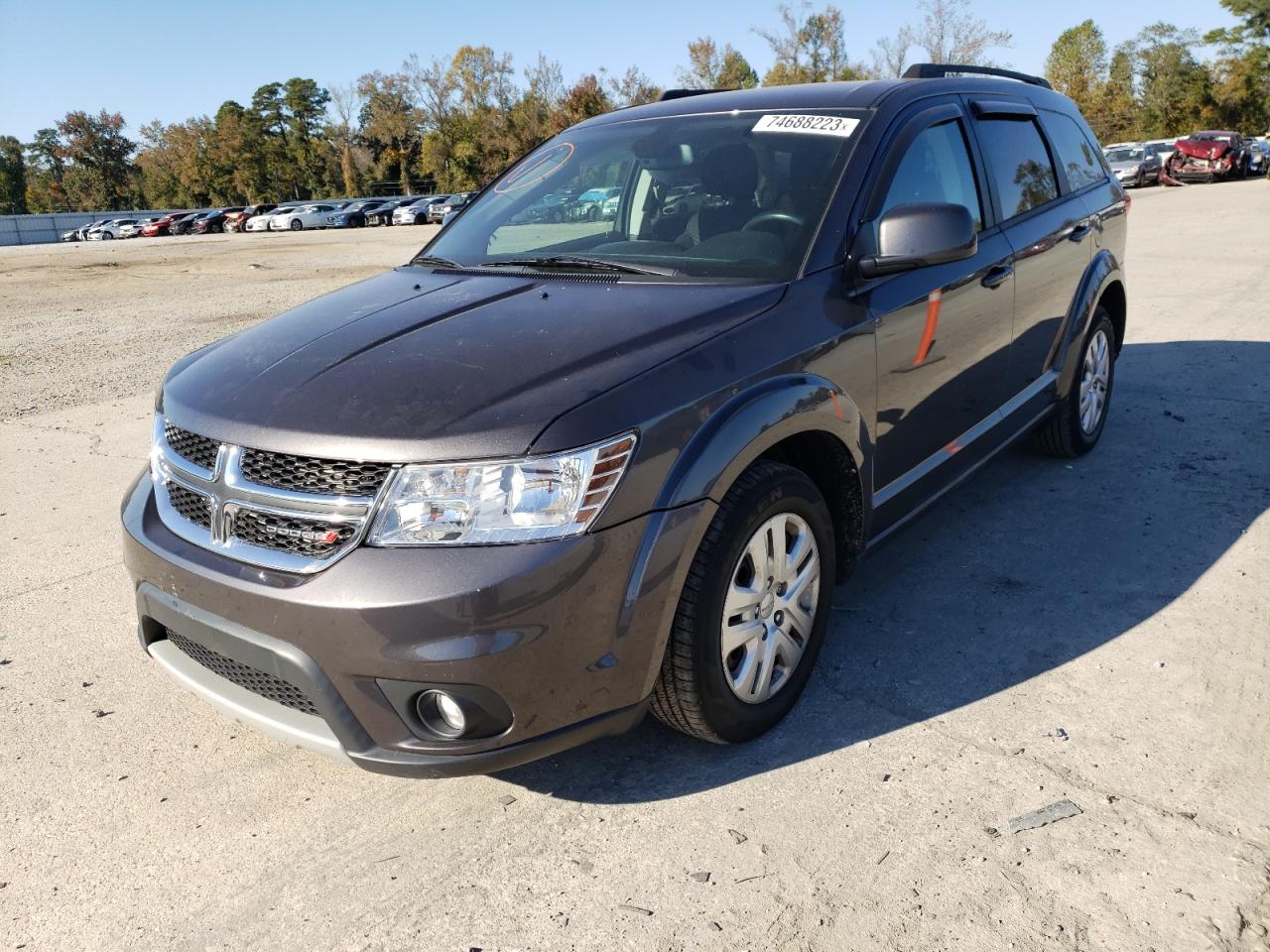 Изображение 1 2019 DODGE JOURNEY SE 2019 с VIN 3C4PDCBB1KT874723