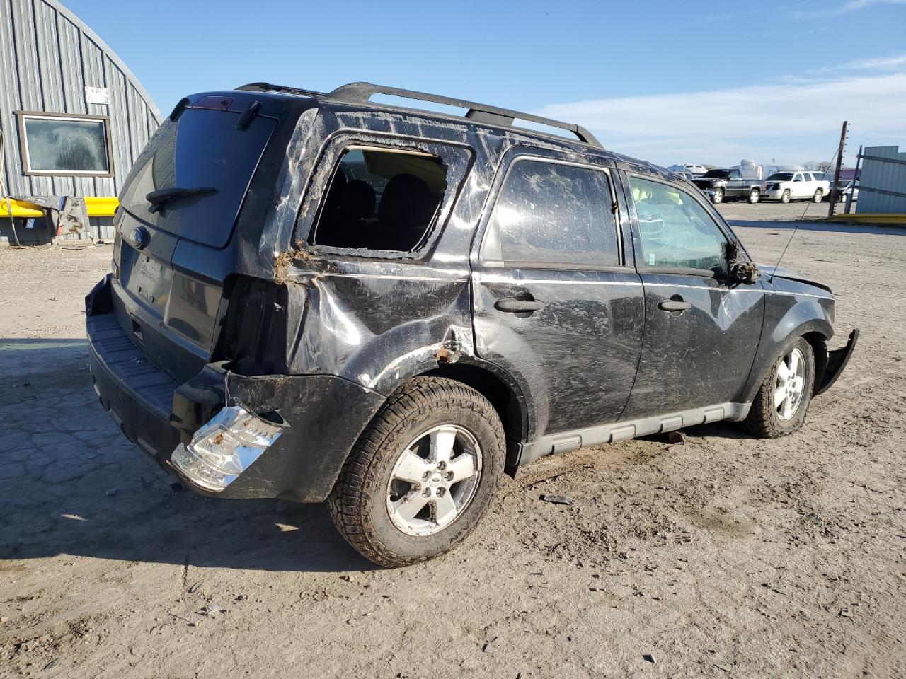 Obraz 3 z 2010 FORD ESCAPE XLT 2010 z VIN 1FMCU9D70AKA33739
