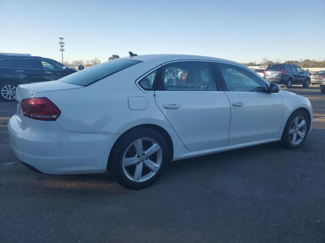 Изображение 3 2014 VOLKSWAGEN PASSAT S 2014 с VIN 1VWAT7A34EC032692