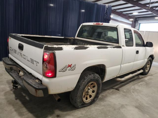 Obraz 3 z 2005 CHEVROLET SILVERADO K1500 2005 z VIN 2GCEK19V651366822
