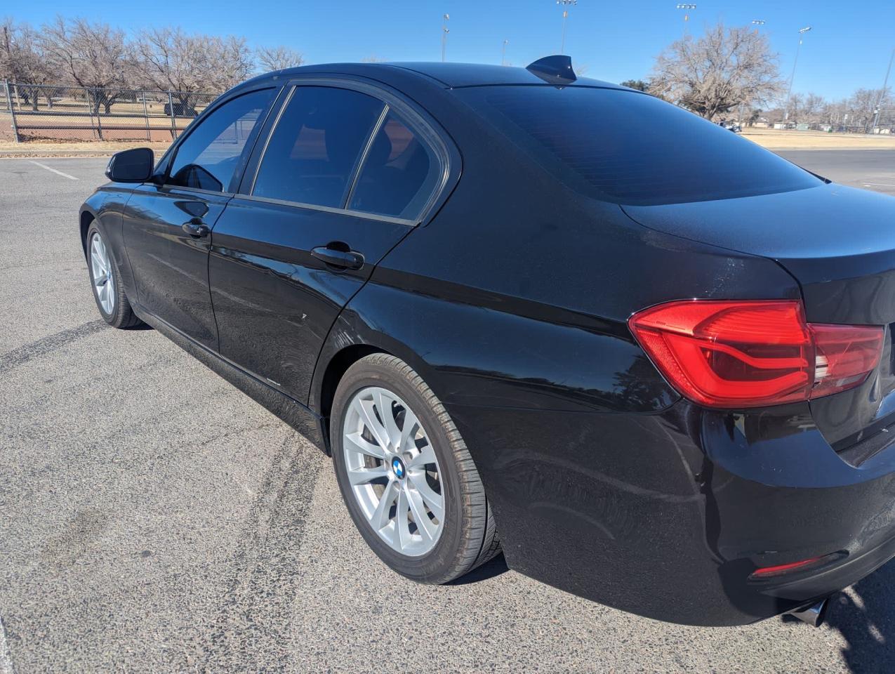 Image 3 of 2018 BMW 320 I 2018 with VIN WBA8E1G50JNU91604