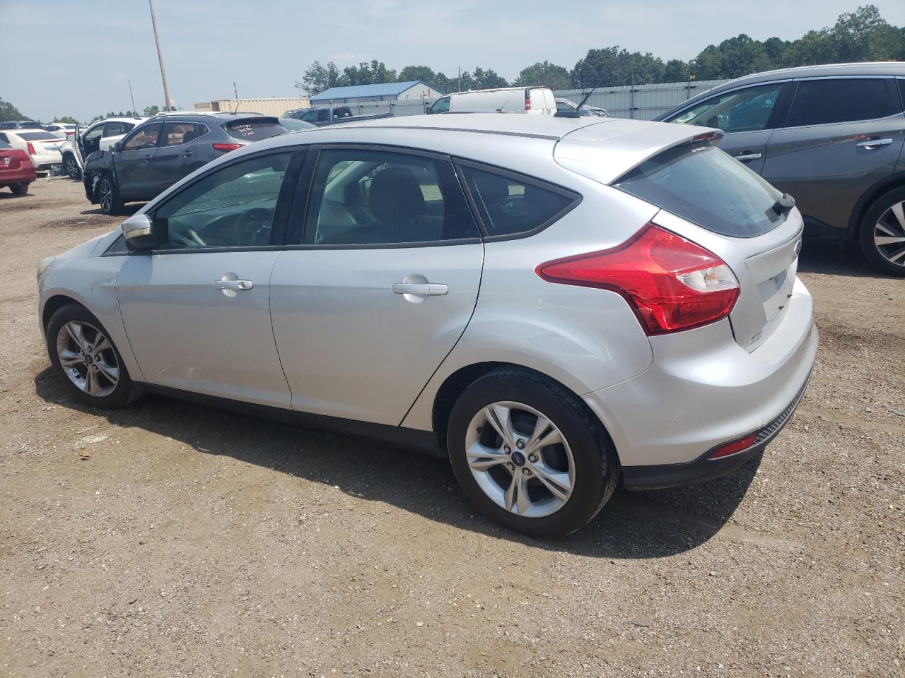 Изображение 2 2013 FORD FOCUS SE 2013 с VIN 1FADP3K21DL250225