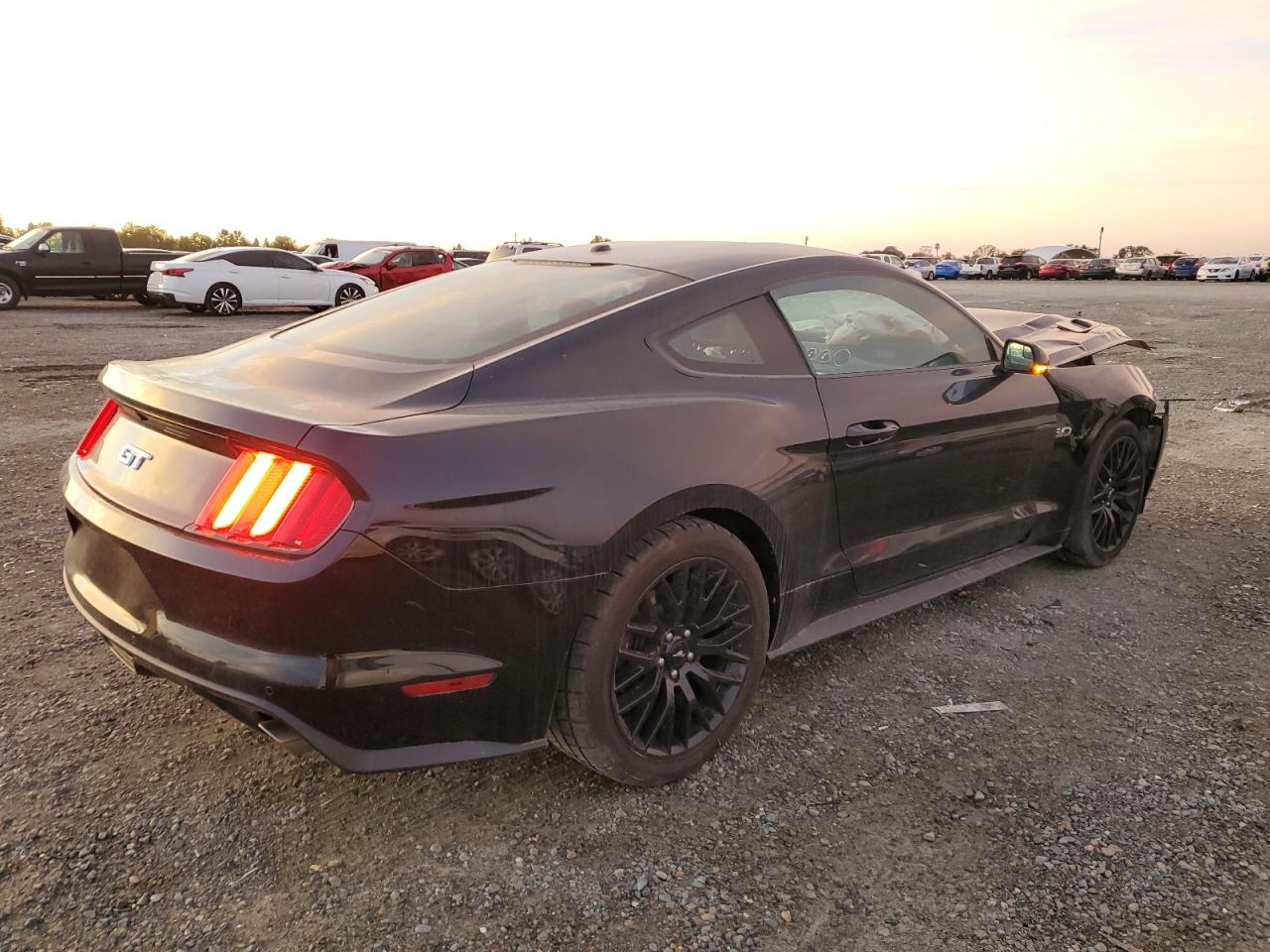 Изображение 3 2017 FORD MUSTANG GT 2017 с VIN 1FA6P8CF2H5344468