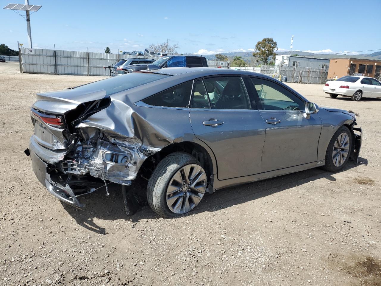 Obraz 3 z Toyota Mirai Le 2022 z VIN JTDAAAAA6NA006658