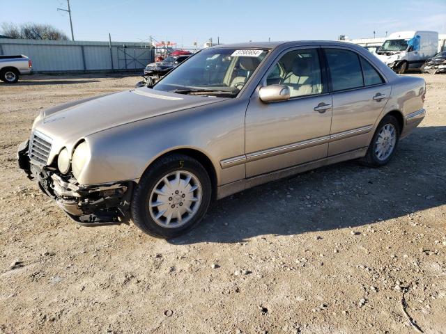Image 1 of 2000 MERCEDES-BENZ E 320 2000 with VIN WDBJF65J9YB117680
