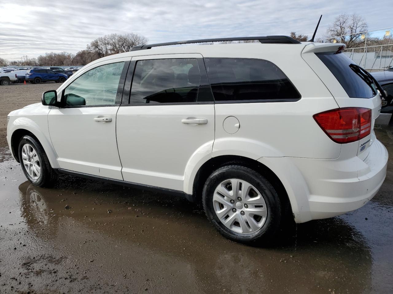 Image 2 of 2019 DODGE JOURNEY SE 2019 with VIN 3C4PDCAB0KT797487