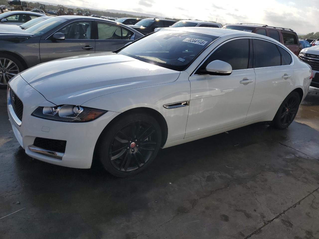 Изображение 2017 JAGUAR XF PRESTIGE 2017
