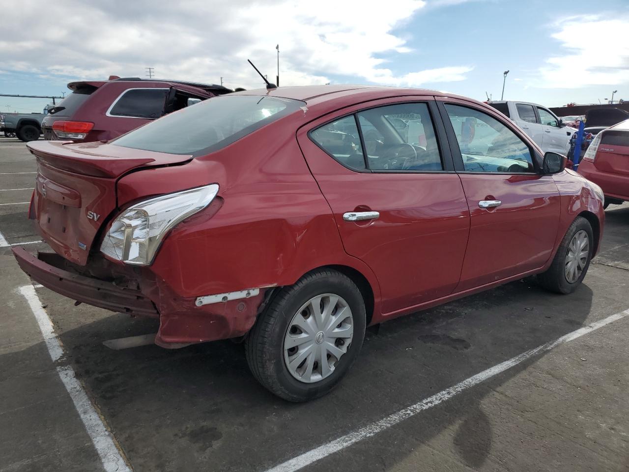 Изображение 3 2015 NISSAN VERSA S 2015 с VIN 3N1CN7AP6FL808435