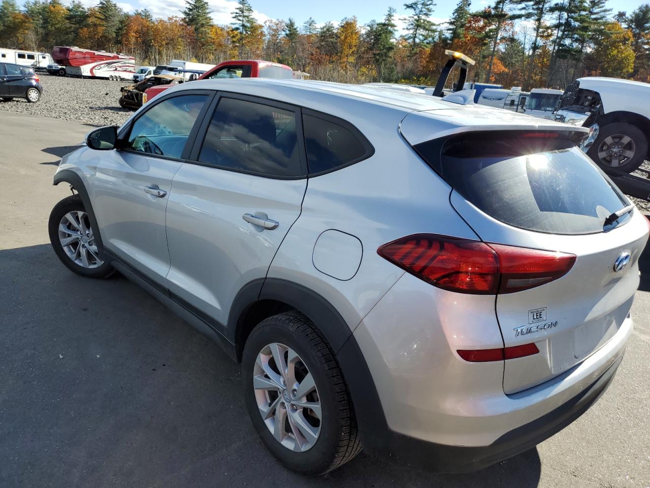Image 2 of 2019 HYUNDAI TUCSON SE 2019 with VIN KM8J2CA43KU887215