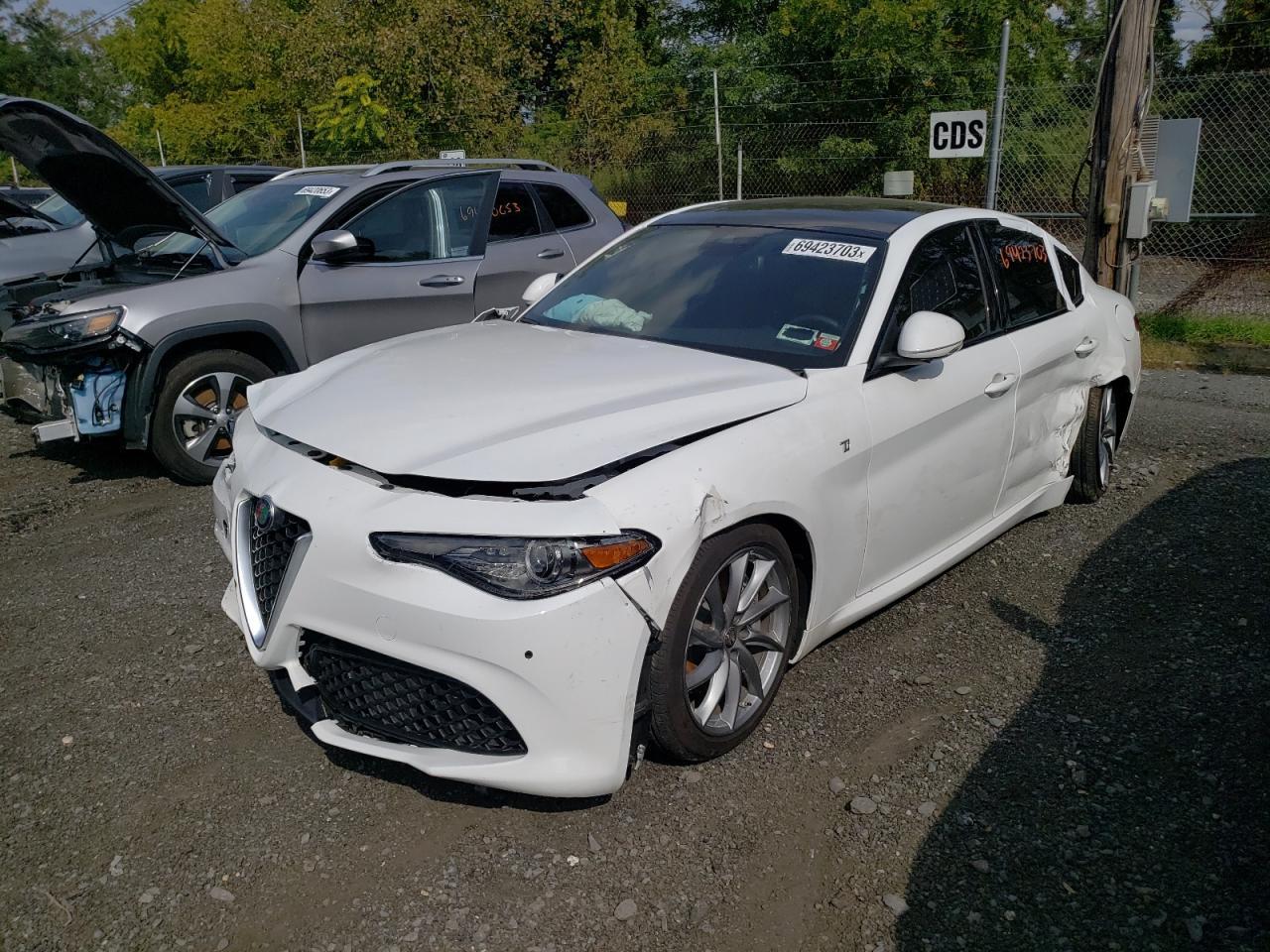 Alfa Romeo Giulia Ti 2023 image