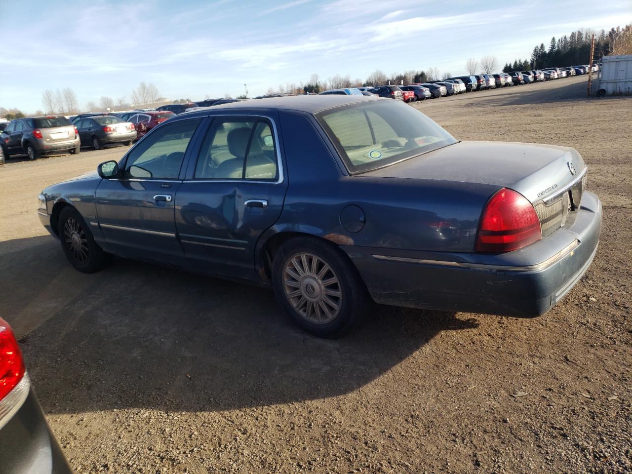 Image 2 of Mercury Grand Marquis Ls 2010 with VIN 2MEBM7FV6AX603450