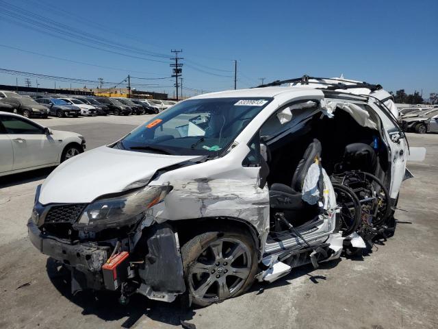 Изображение 1 2018 TOYOTA SIENNA SE 2018 с VIN 5TDXZ3DC3JS923324