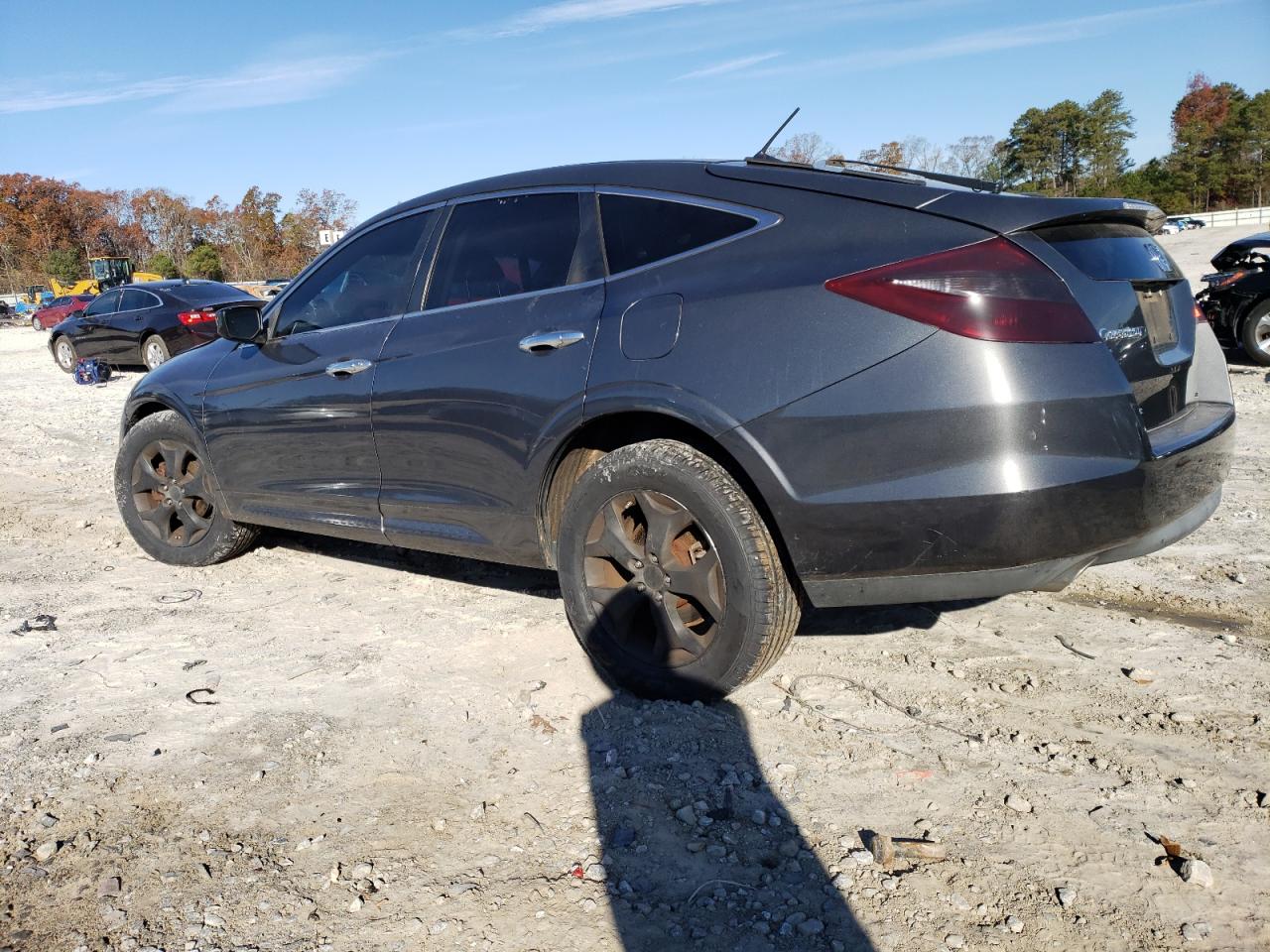 Image 2 of 2012 HONDA CROSSTOUR EXL 2012 with VIN 5J6TF2H50CL011889