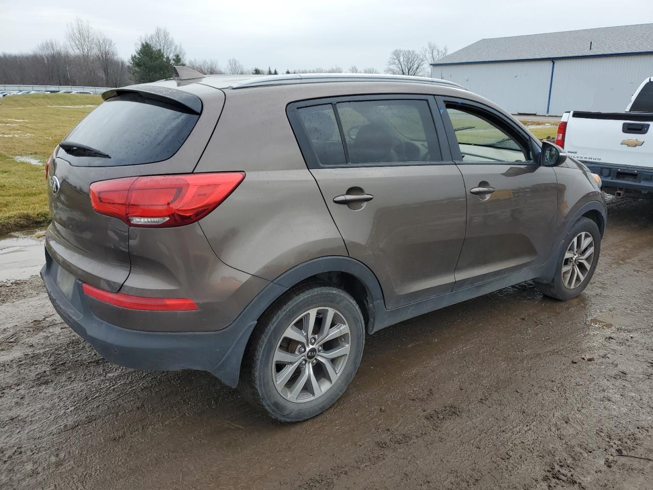 Image 3 of 2014 KIA SPORTAGE BASE 2014 with VIN KNDPB3AC4E7570519