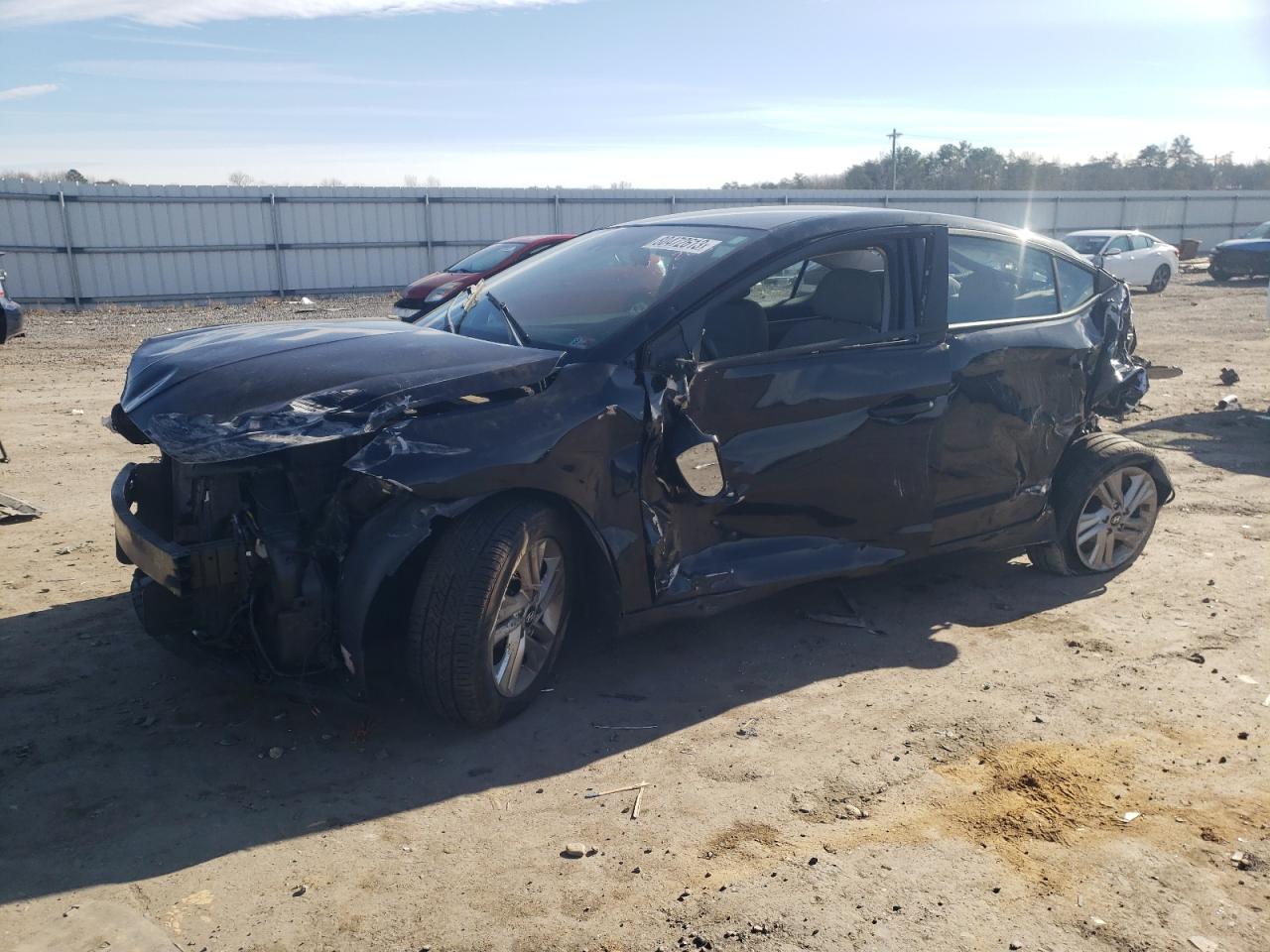 Изображение 1 2019 HYUNDAI ELANTRA SEL 2019 с VIN KMHD84LF4KU768914