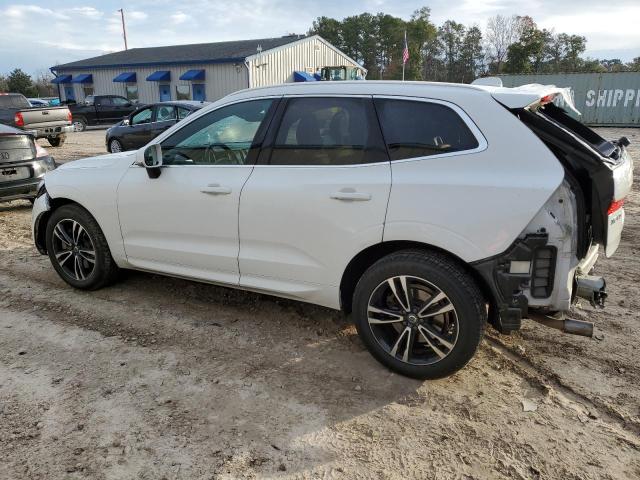 Image 2 of 2018 VOLVO XC60 T6 MOMENTUM 2018 with VIN YV4A22RK4J1042775