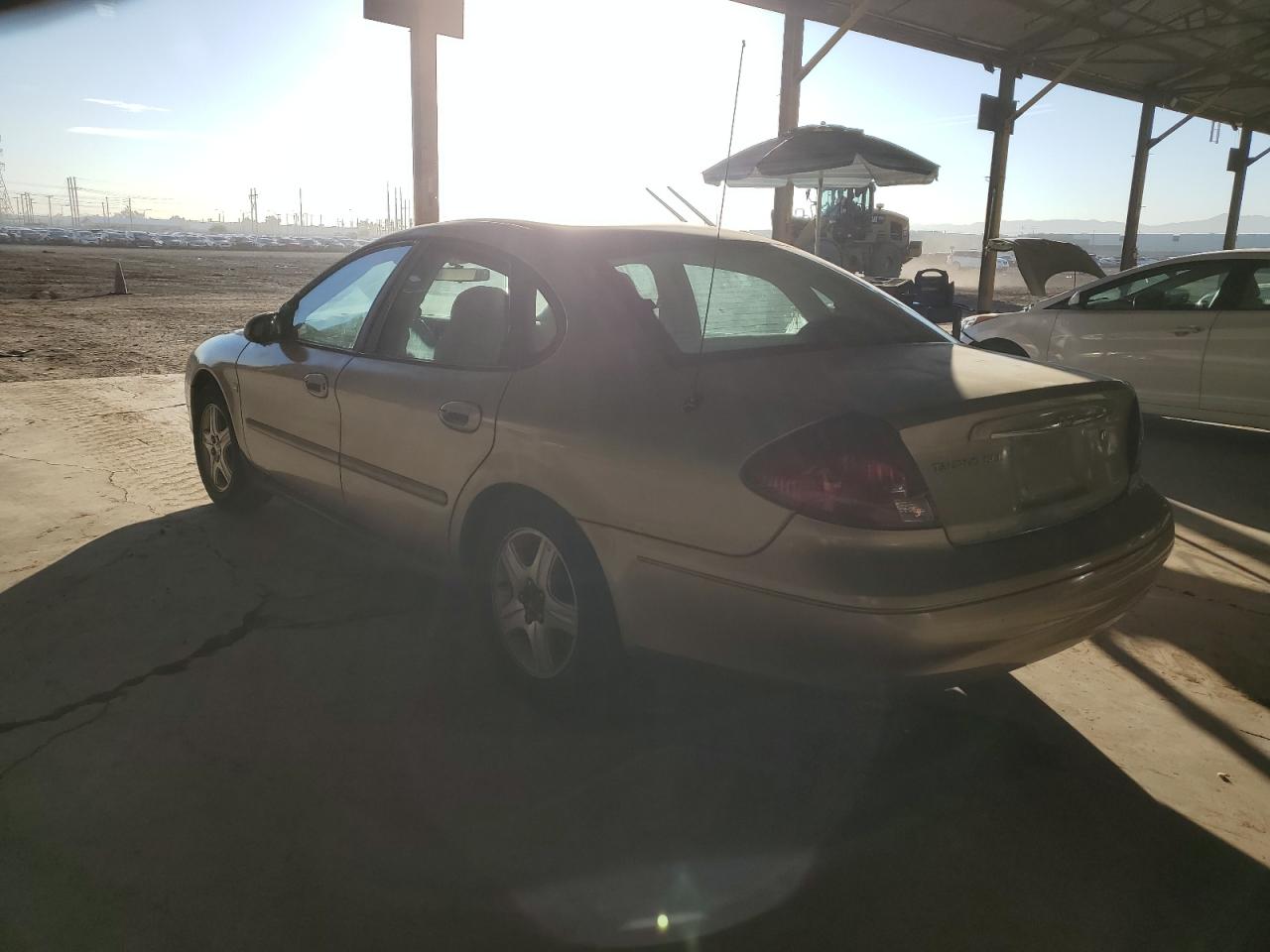 Image 2 of 2000 FORD TAURUS SEL 2000 with VIN 1FAFP56S7YG242692
