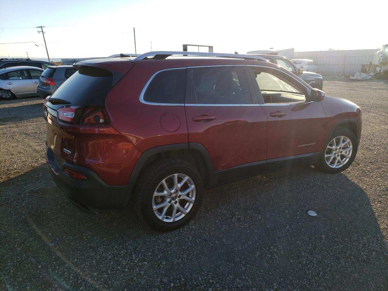Image 3 of 2014 JEEP CHEROKEE LATITUDE 2014 with VIN 1C4PJLCB4EW265583