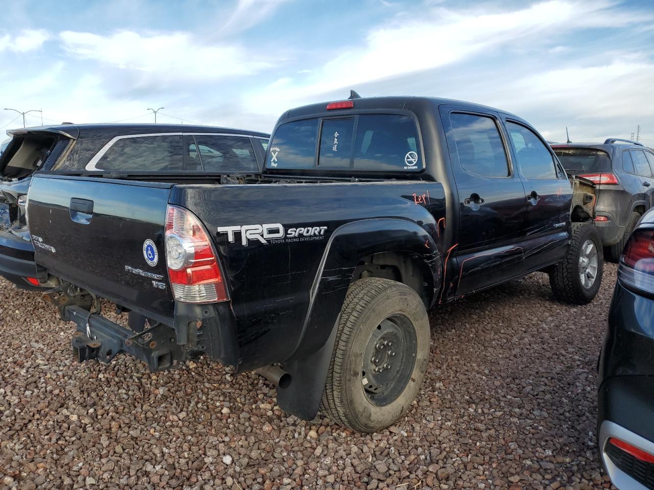 Изображение 3 2015 TOYOTA TACOMA DOUBLE CAB PRERUNNER 2015 с VIN 3TMJU4GN2FM193307