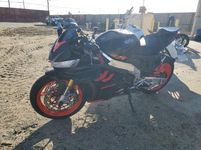 Изображение 2 2023 APRILIA RSV4 1100 2023 с VIN ZD4KYUA03PS000634