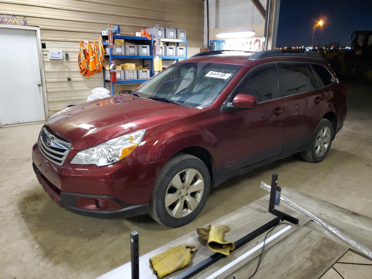 Изображение 1 2011 SUBARU OUTBACK 3.6R LIMITED 2011 с VIN 4S4BRDKC5B2419526