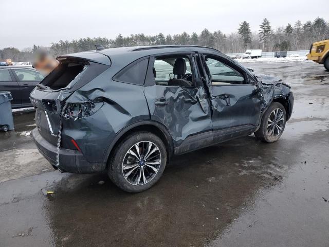 Image 3 of 2022 FORD ESCAPE SE 2022 with VIN 1FMCU9G66NUB38251