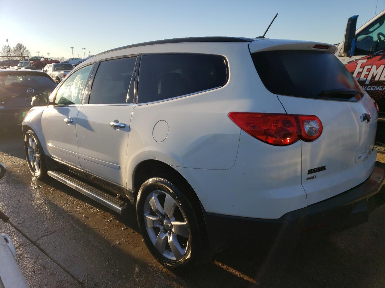 Obraz 2 z 2012 CHEVROLET TRAVERSE LT 2012 z VIN 1GNKVGED2CJ216663