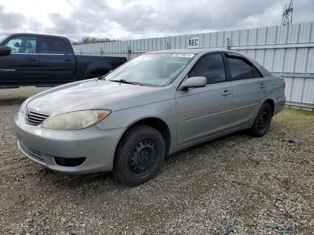 Изображение 1 2005 TOYOTA CAMRY LE 2005 с VIN 4T1BE30K35U978100