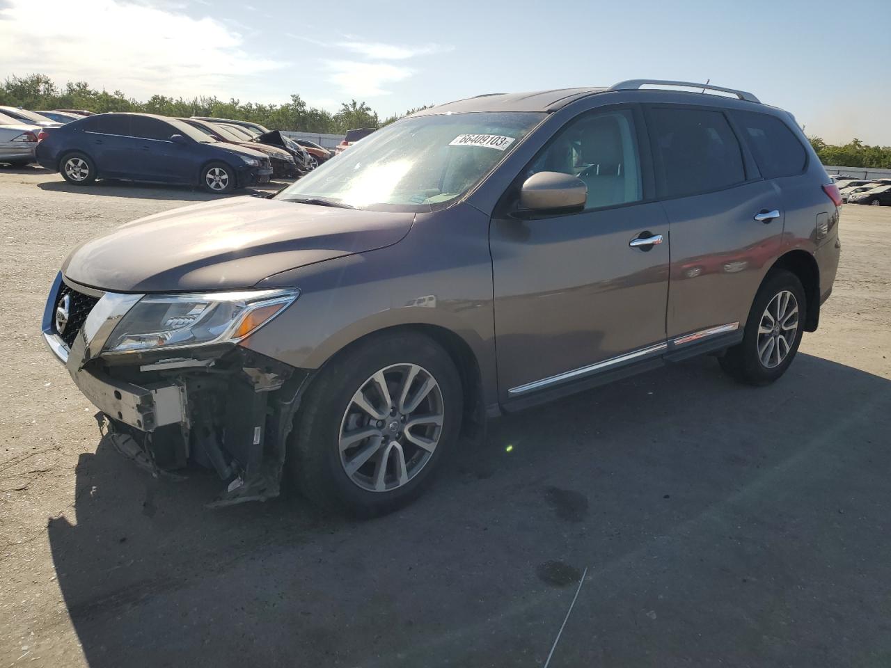 Image 1 of 2013 NISSAN PATHFINDER S 2013 with VIN 5N1AR2MM7DC681504