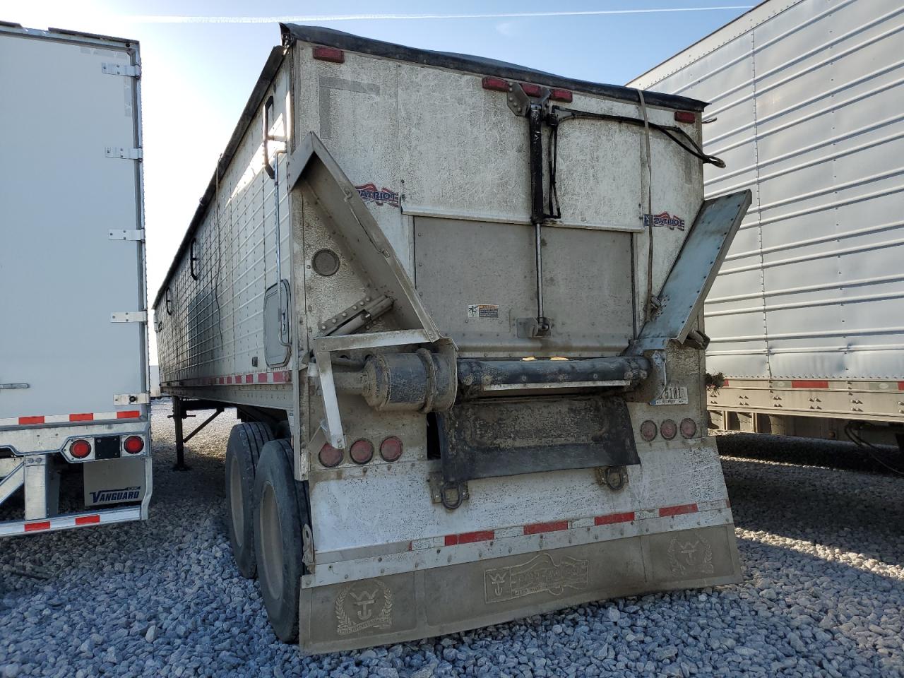 Image 3 of 2016 WFAL DWBT-650 2016 with VIN 1W14432A9G2268028