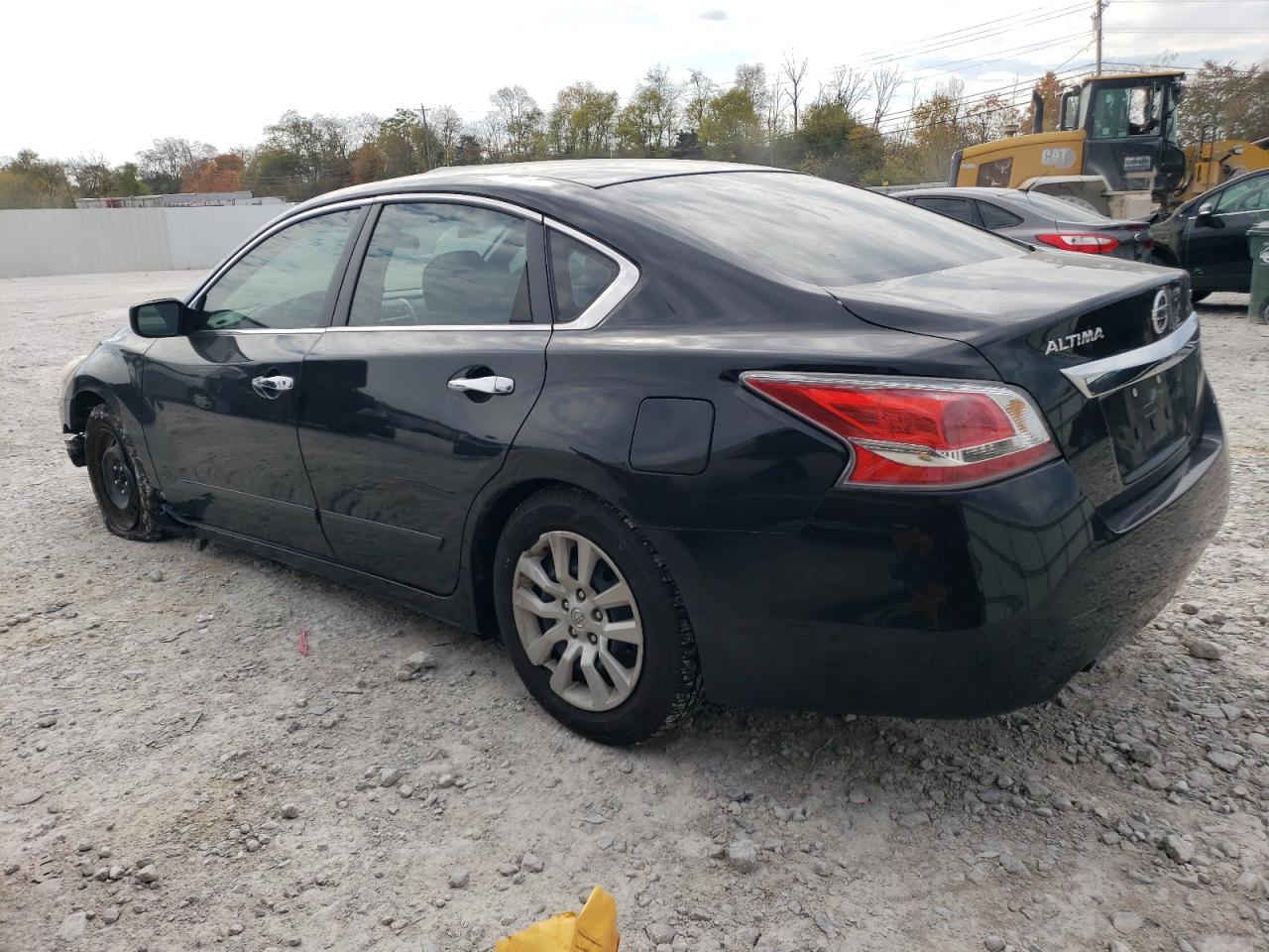 Image 2 of 2015 NISSAN ALTIMA 2.5 2015 with VIN 1N4AL3AP2FN370943