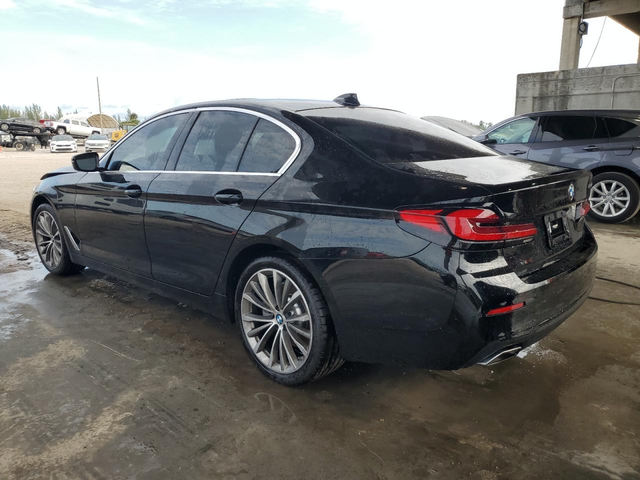 Obraz 2 z 2022 BMW 530 I 2022 z VIN WBA53BH08NWX59350