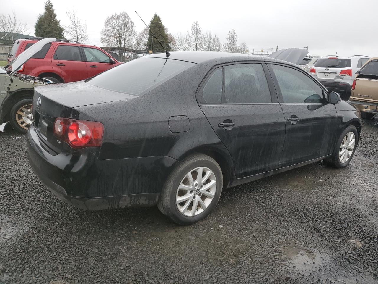 Image 3 of 2010 VOLKSWAGEN JETTA SE 2010 with VIN 3VWRZ7AJ8AM161849