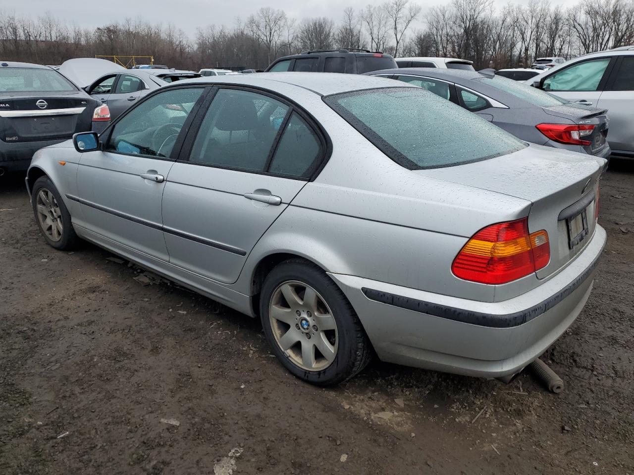 Obraz 2 z 2005 BMW 325 XI 2005 z VIN WBAEU33495PR19629