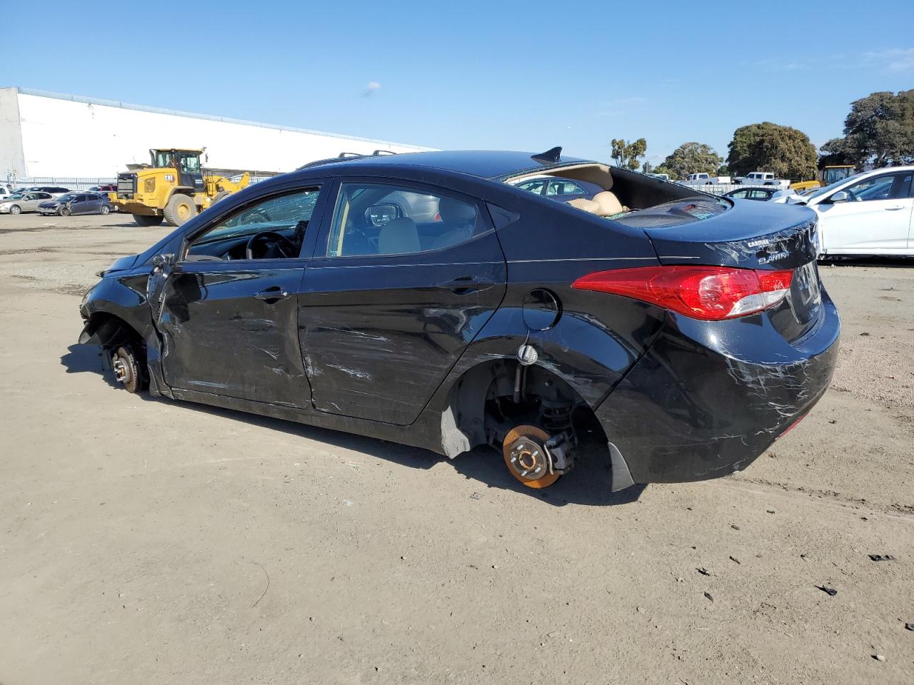 Изображение 2 2013 HYUNDAI ELANTRA GLS 2013 с VIN 5NPDH4AE2DH410254
