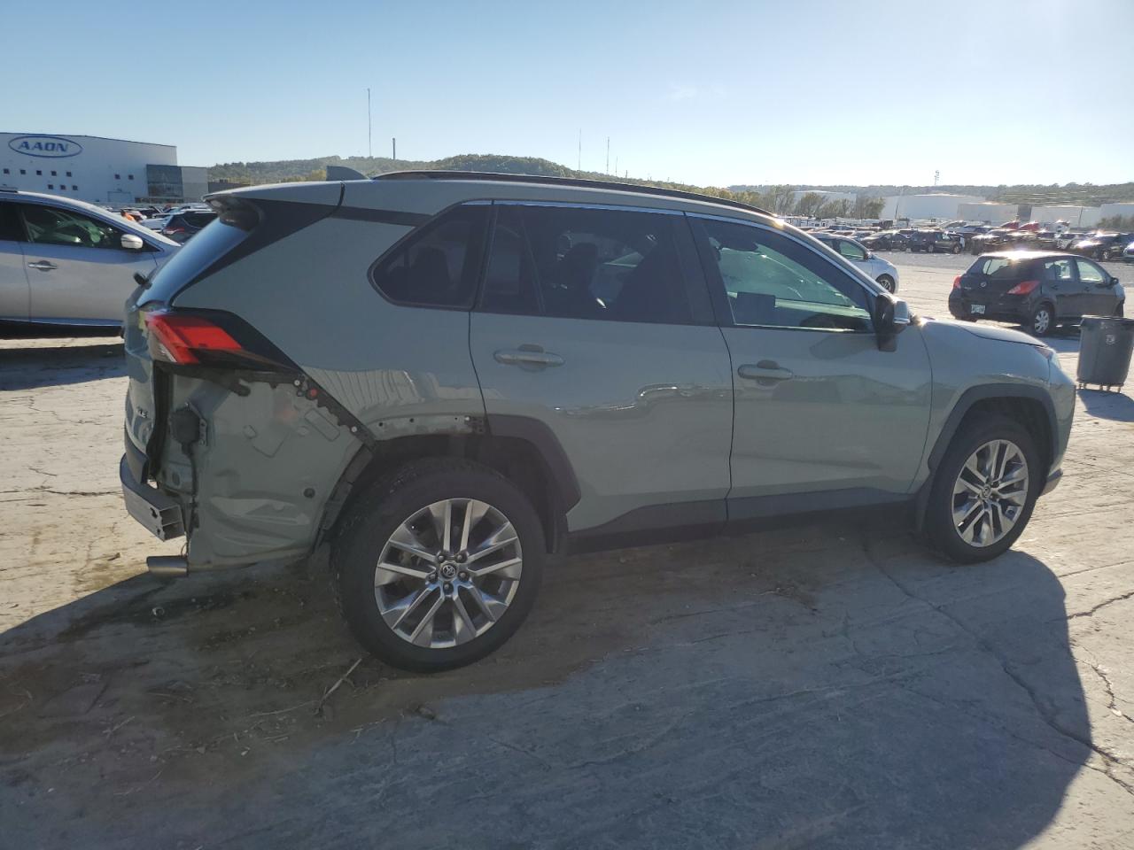Obraz 3 z 2019 TOYOTA RAV4 XLE PREMIUM 2019 z VIN 2T3C1RFV6KW056251