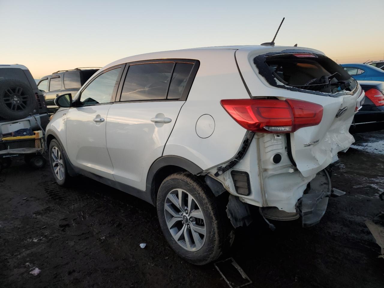 Image 2 of 2015 KIA SPORTAGE LX 2015 with VIN KNDPBCAC3F7675747