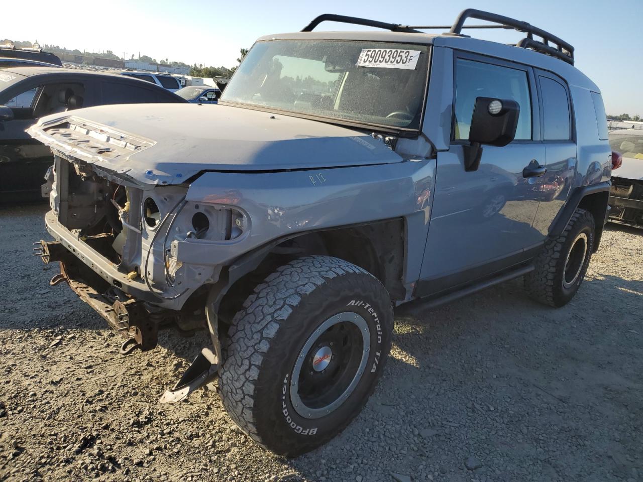 2013 TOYOTA FJ CRUISER  2013 image