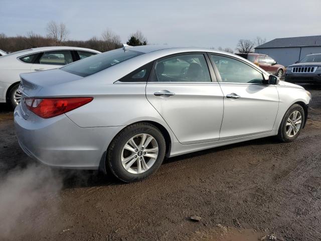 Obraz 3 z 2013 HYUNDAI SONATA SE 2013 z VIN 5NPEC4AC0DH643695