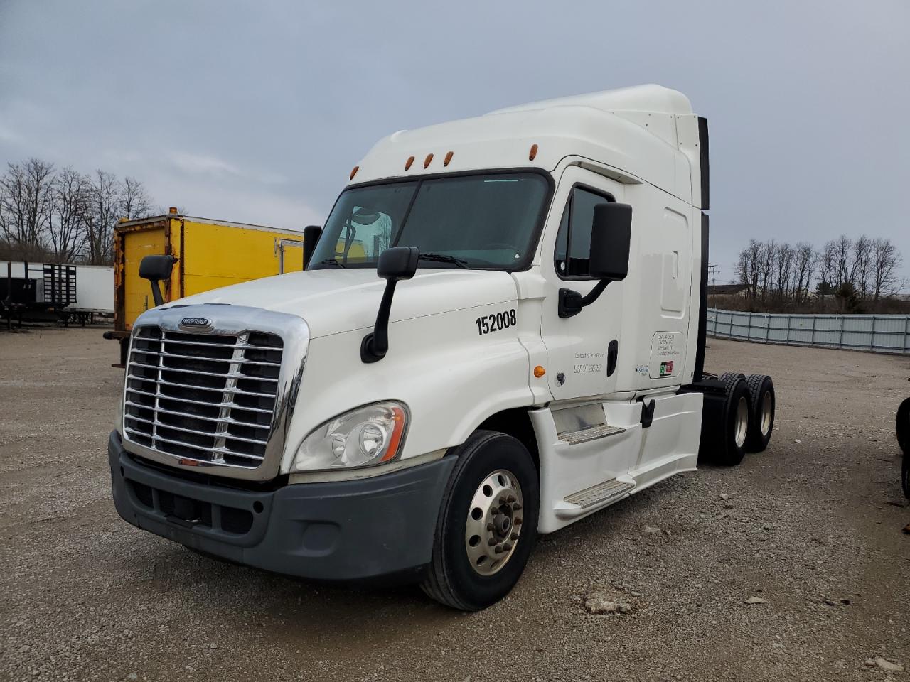 Изображение 2 2015 FREIGHTLINER CASCADIA 125  2015 с VIN 1FUJGLDV2FLGA3859