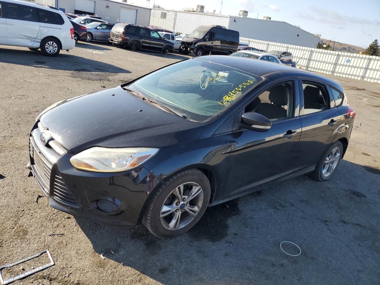Image 1 of 2013 FORD FOCUS SE 2013 with VIN 1FADP3K23DL152264