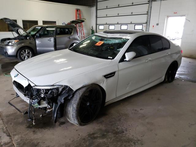 2016 BMW M5  2016 image